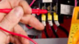 Read more about the article متخصصون في تحديد وإصلاح الكابلات الكهربائية